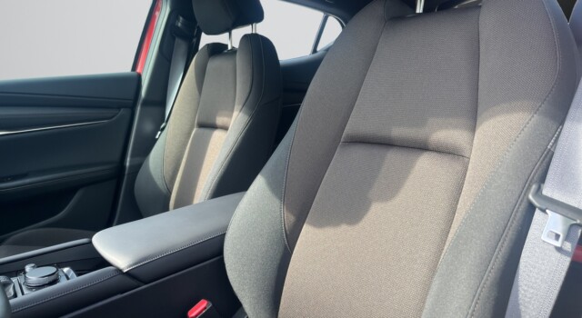 MAZDA 3 Hatchback SKYACTIV-G M Hybrid 140 Centre Line Automat