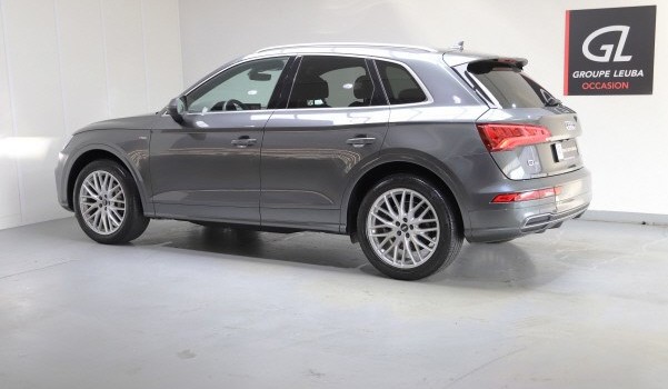 AUDI Q5 2.0 TFSI sport quattro