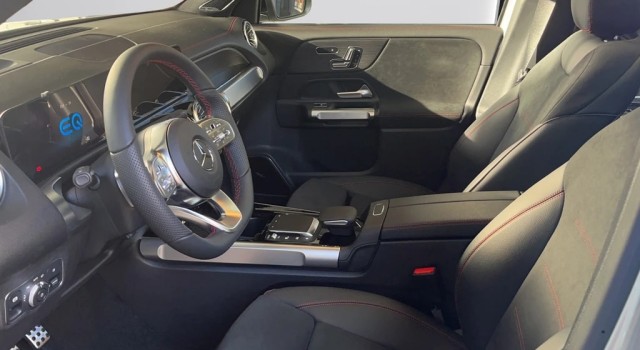 MERCEDES-BENZ EQB 350 66,5 kWh 4Matic Swiss Star