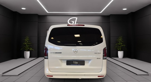 MERCEDES-BENZ VITO 116 CDI Select Tourer 4Matic 9G-Tronic