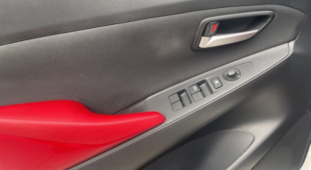 MAZDA 2 1.5i 16V Skyactiv-G Swiss Edition