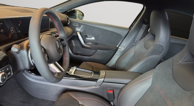 MERCEDES-BENZ A 250 4Matic 8G-DCT