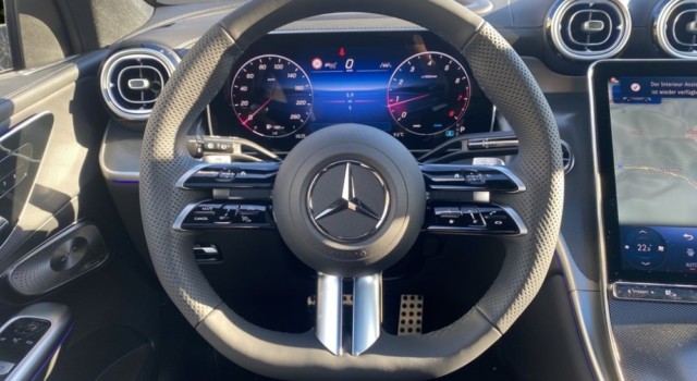 MERCEDES-BENZ GLC 300 4Matic 9G-Tronic