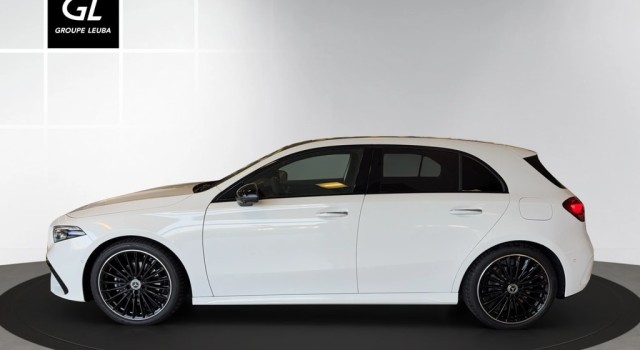 MERCEDES-BENZ A 200 Night Star 7G-DCT