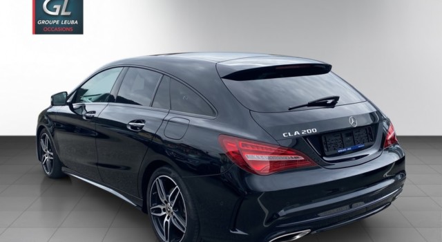 MERCEDES-BENZ CLA 200 AMG Line