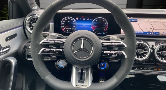 MERCEDES-BENZ A 35 AMG A AMG 35 4Matic+ 8G-DCT