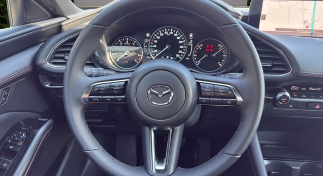 MAZDA 3 Hatchback SKYACTIV-X M Hybrid 186 AWD Homura Automat