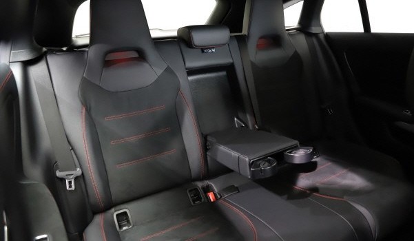 MERCEDES-BENZ CLA 250 CLA SB 250 AMG Line 4M 7G