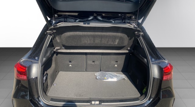 MERCEDES-BENZ GLA 250 4Matic Swiss Star