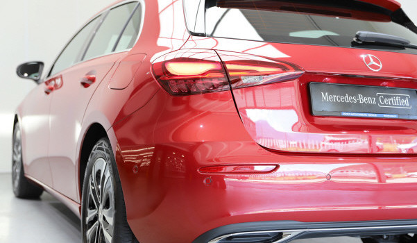 MERCEDES-BENZ A 180 7G-DCT