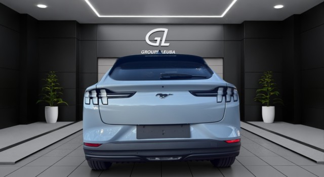 FORD MUSTANG MACH-E Premium AWD 91 kWh