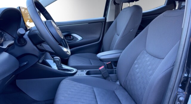 MAZDA 2 Hybrid Center-Line