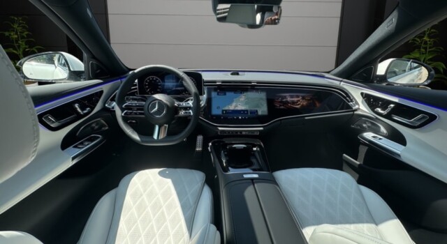 MERCEDES-BENZ E 400 e 4Matic 9G-Tronic