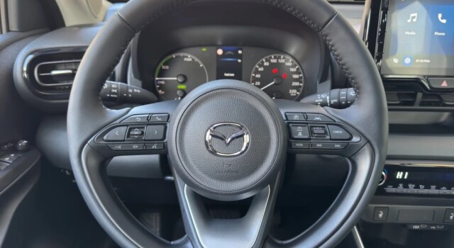 MAZDA 2 Hybrid Exclusive-line