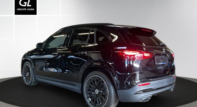 MERCEDES-BENZ GLA 220 4Matic 8G-DCT