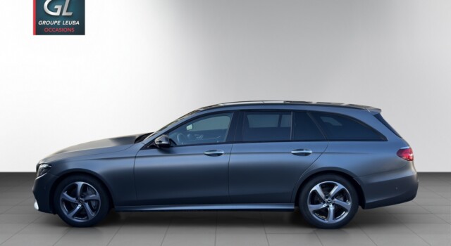 MERCEDES-BENZ E 220 d Swiss Star AMG 4M
