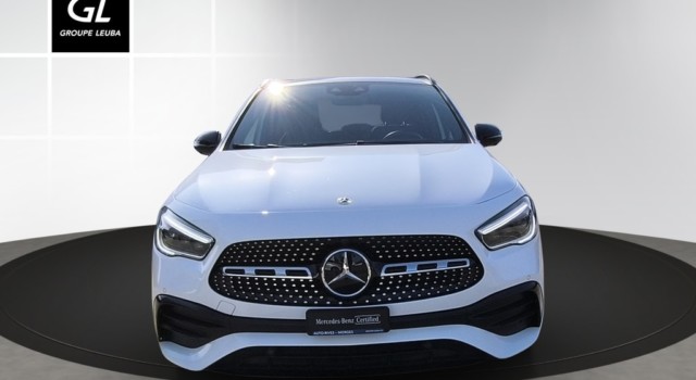 MERCEDES-BENZ GLA 220 d AMG Line 4Matic