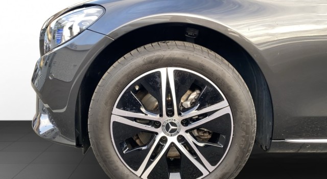 MERCEDES-BENZ C 200 Swiss Star Avan. 4M