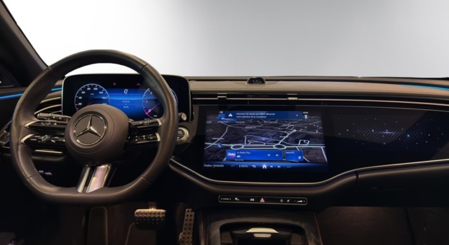 MERCEDES-BENZ E 220 d T 9G-Tronic