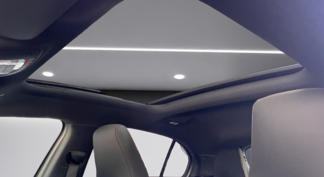 MERCEDES-BENZ A 220 4Matic 8G-DCT