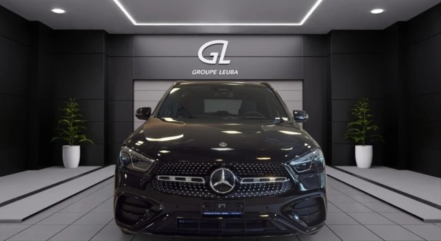 MERCEDES-BENZ GLA 220 4Matic 8G-DCT