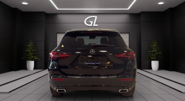 MERCEDES-BENZ GLA 220 d 4Matic 8G-DCTSwiss Star