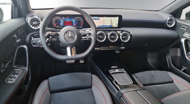MERCEDES-BENZ A 250 4Matic 8G-DCT