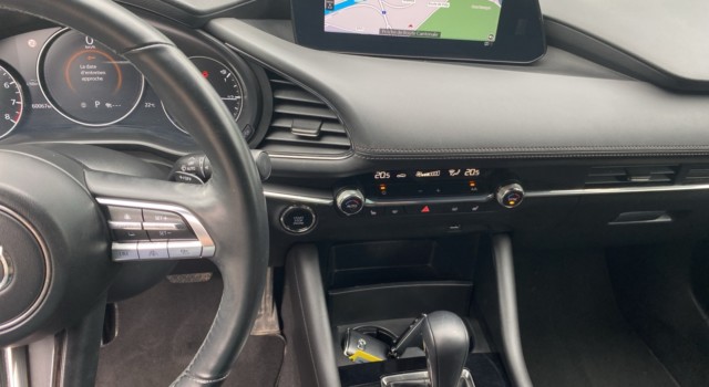 MAZDA 3 Hatchback SKYACTIV-X M Hybrid 180 Revolution AWD Automat