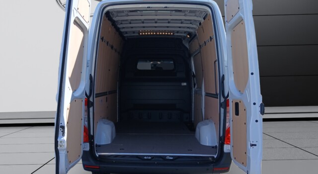 MERCEDES-BENZ Sprinter E 320 PRO KA 3665 S