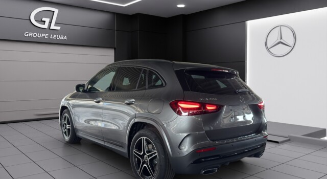 MERCEDES-BENZ GLA 220 4Matic 8G-DCT