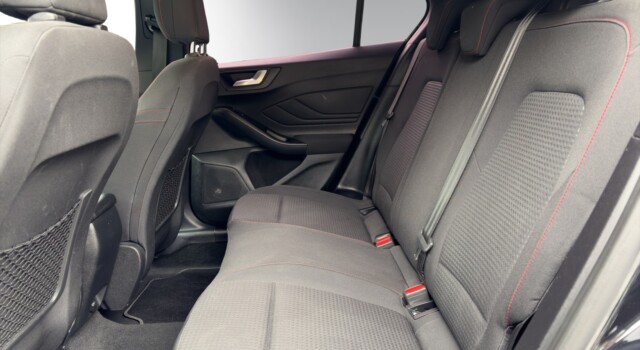 FORD FOCUS 1.0 SCTi ST Line