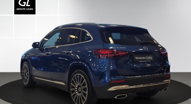 MERCEDES-BENZ GLA 200 7G-DCT