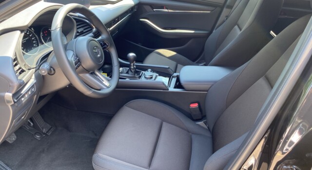 MAZDA 3 Hatchback SKYACTIV-G M Hybrid 140 Centre Line Automat