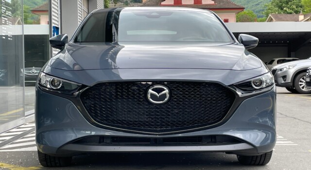 MAZDA 3 Hatchback SKYACTIV-G M Hybrid 140 Centre Line Automat