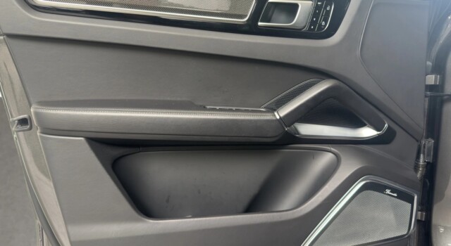 PORSCHE CAYENNE Turbo Coupé S E-Hybrid