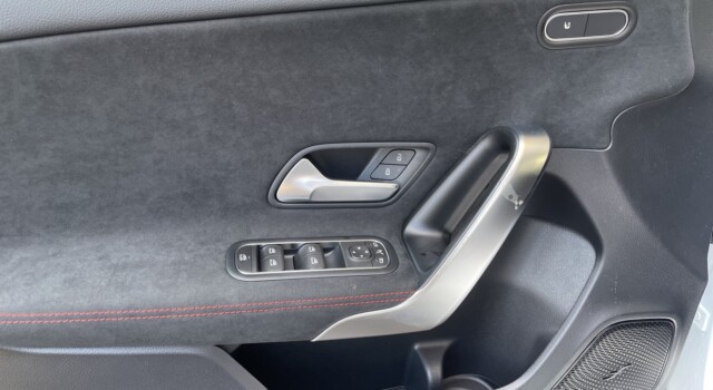 MERCEDES-BENZ A 250 4Matic 8G-DCT