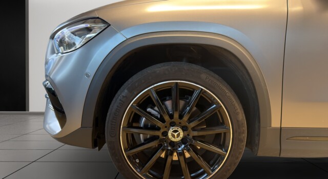 MERCEDES-BENZ GLA 250 e AMG Line 8G-DCT