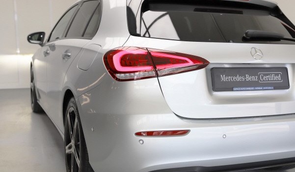 MERCEDES-BENZ A 180 Night Star