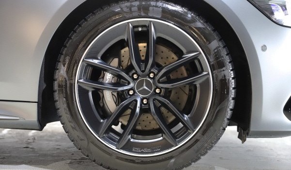 MERCEDES-BENZ AMG GT 4 43 4Matic+