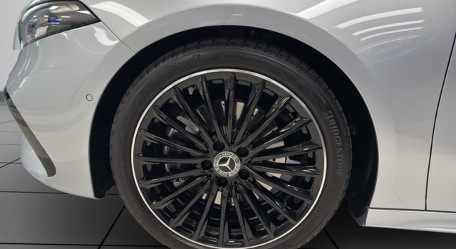 MERCEDES-BENZ A 220 4Matic 8G-DCT
