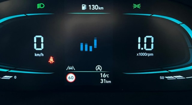 HYUNDAI i10 1.2 Vertex Aut.