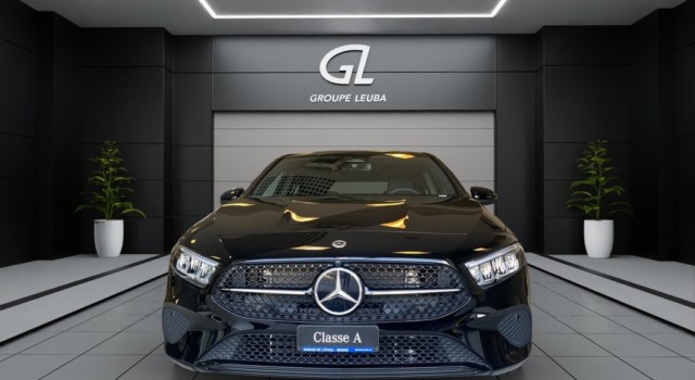 MERCEDES-BENZ A 200 Night Star 7G-DCT