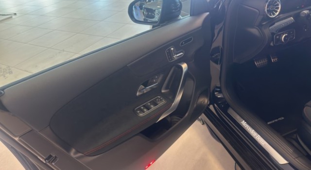 MERCEDES-BENZ A 220 d 8G-DCT