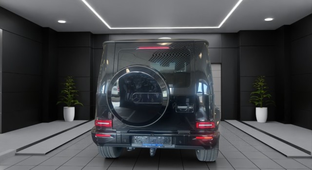 MERCEDES-BENZ G 63 AMG 9G-Tronic