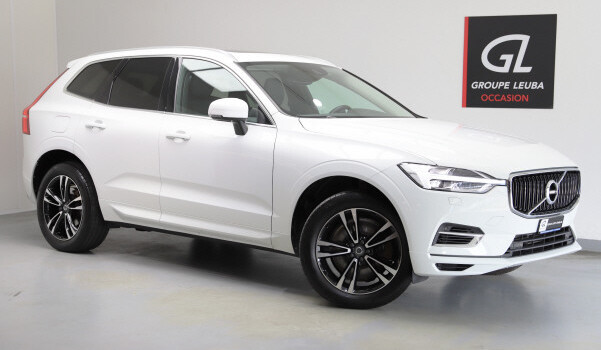 VOLVO XC60 T8 eAWD Momentum