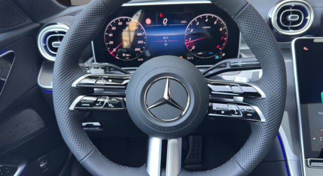 MERCEDES-BENZ C 300 T 4 Matic