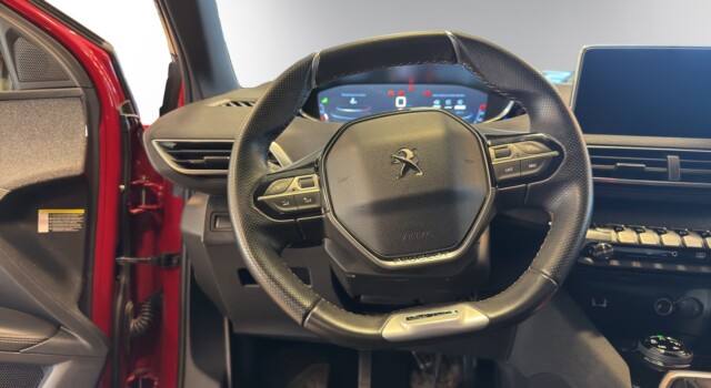 PEUGEOT 3008 1.2 PureTech GT Line