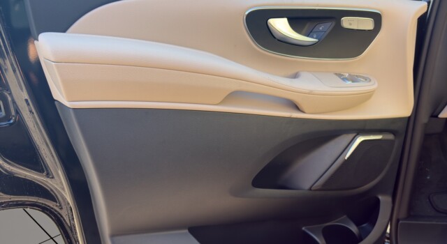 MERCEDES-BENZ V 300 d AVANTGARDE 3430mm E