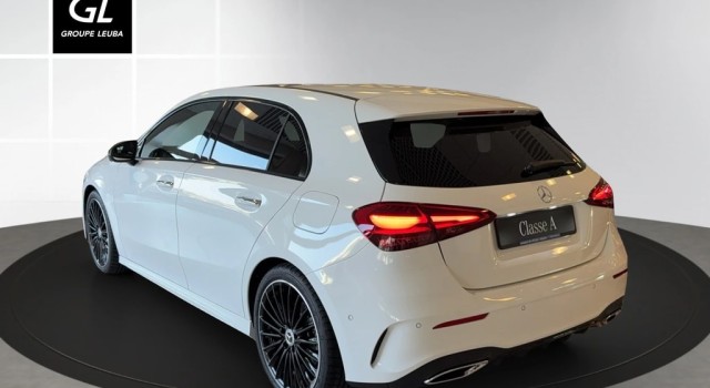 MERCEDES-BENZ A 200 Night Star 7G-DCT