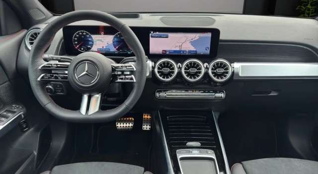 MERCEDES-BENZ GLB 250 4Matic 8G-Tronic
